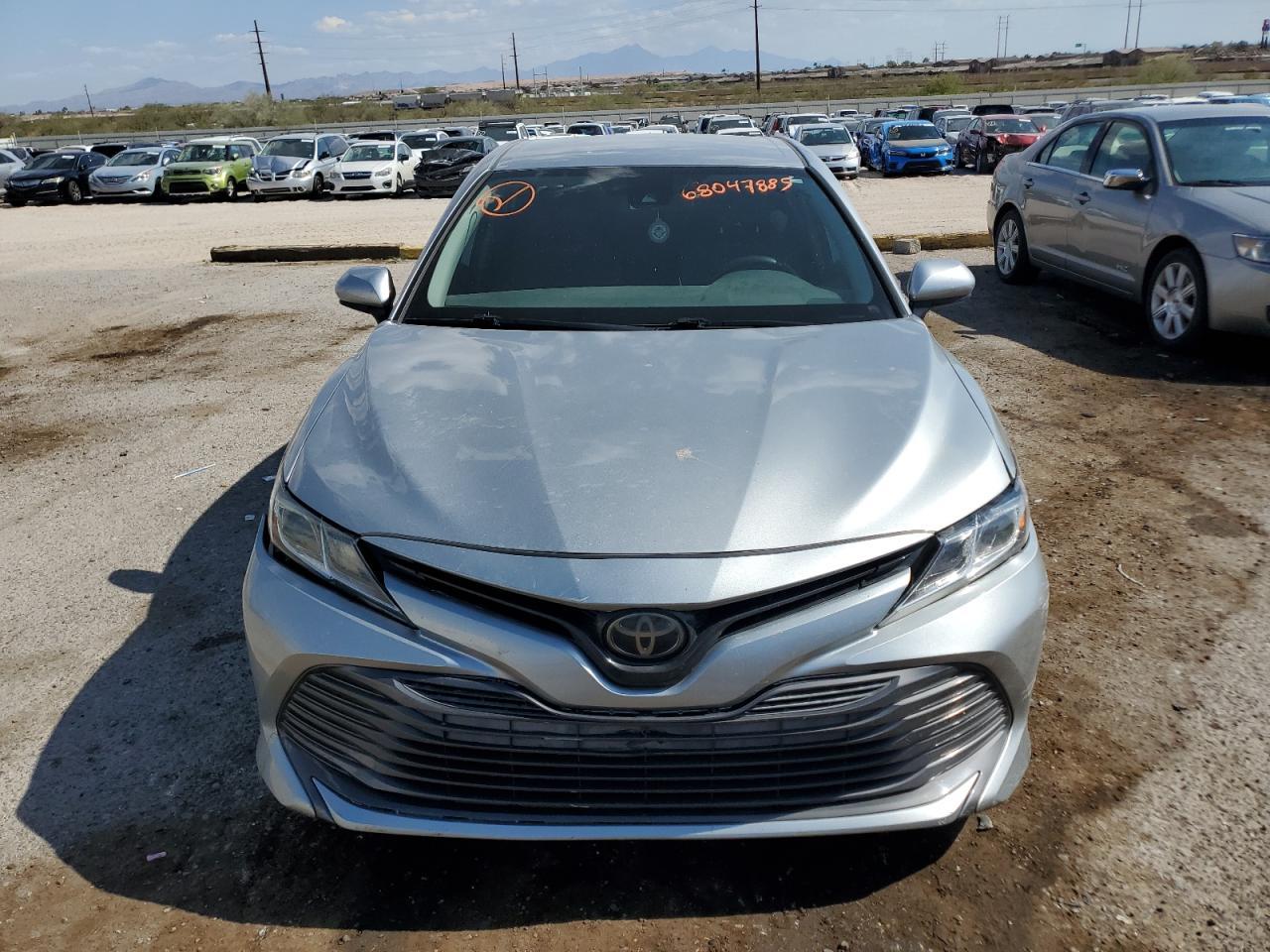 2019 Toyota Camry L - Фото 5