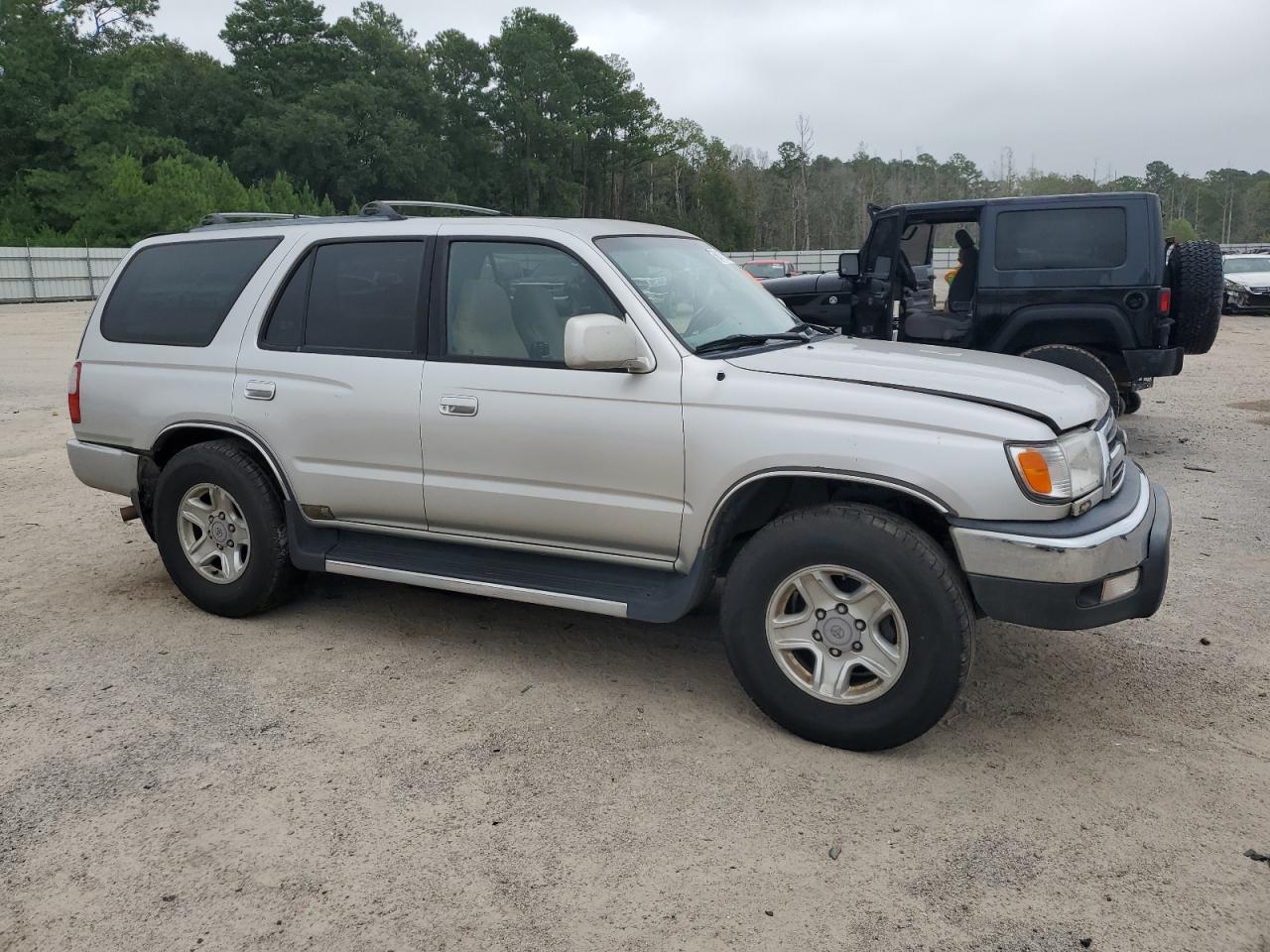 2000 Toyota 4Runner Sr5 - Image 4