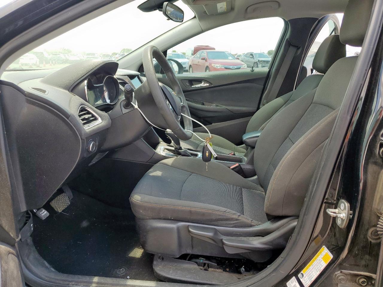2019 Chevrolet Cruze Ls - Image 7