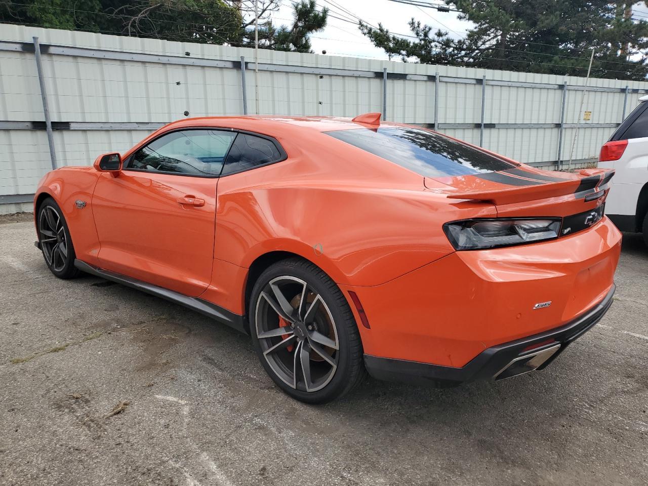 2018 Chevrolet Camaro Ss - Image 2