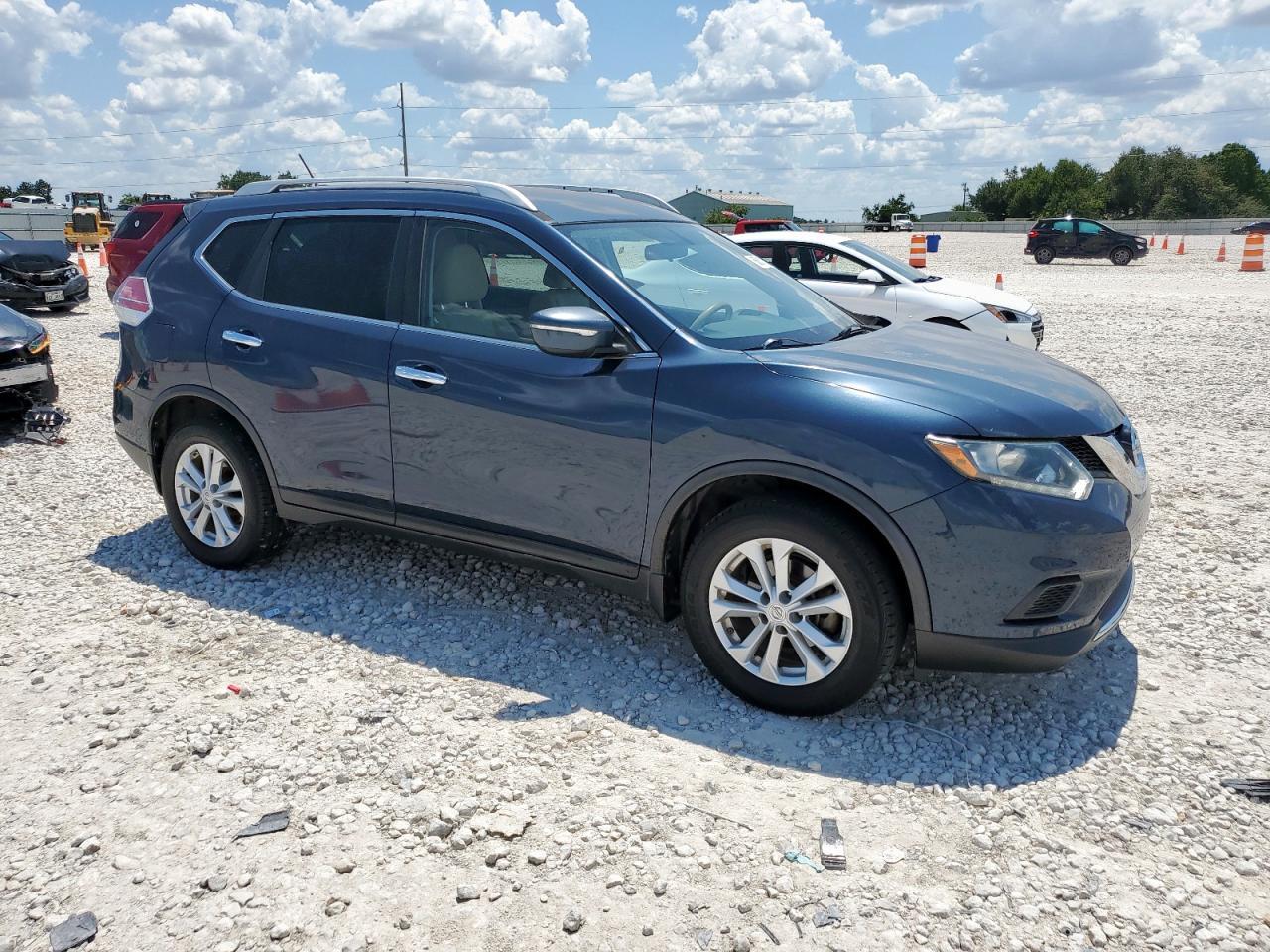 2015 Nissan Rogue S - Фото 4