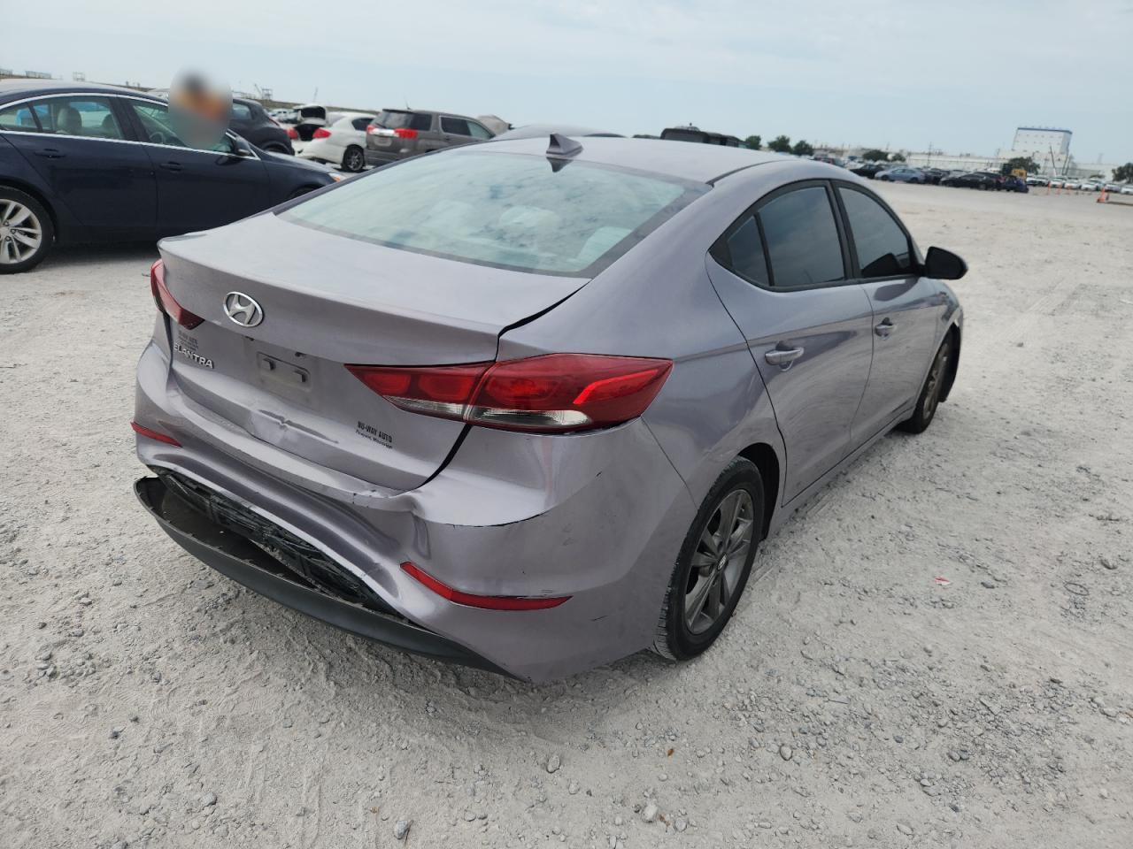 2017 Hyundai Elantra Se - Image 3