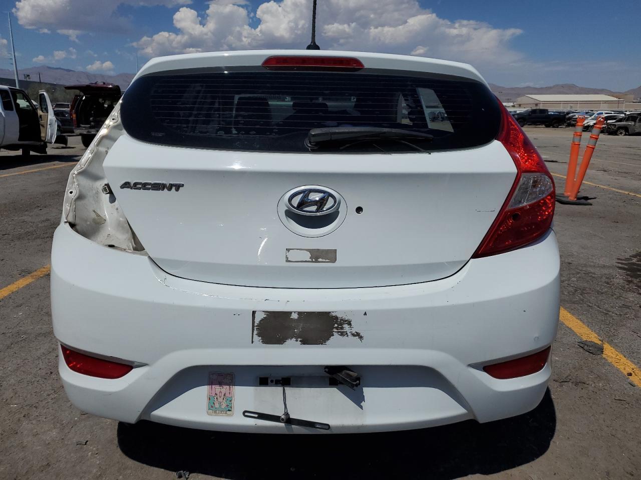 2016 Hyundai Accent Se - Фото 6