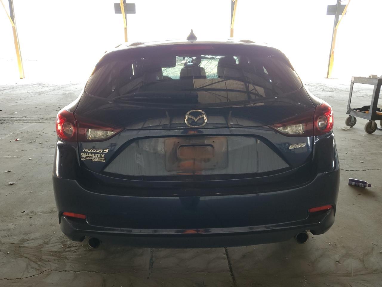 2018 Mazda 3 Touring - Фото 6