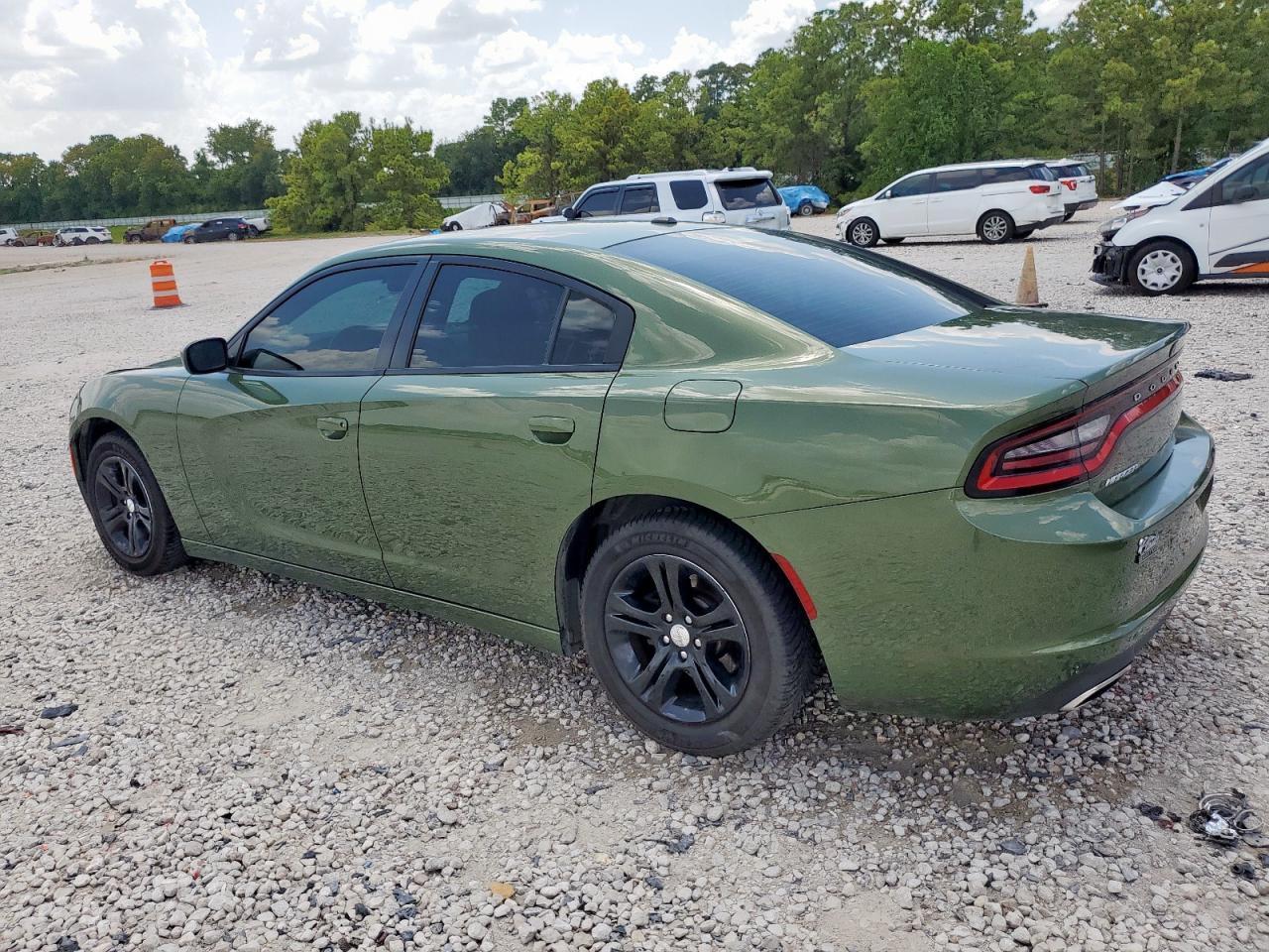 2020 Dodge Charger Sxt - Фото 2
