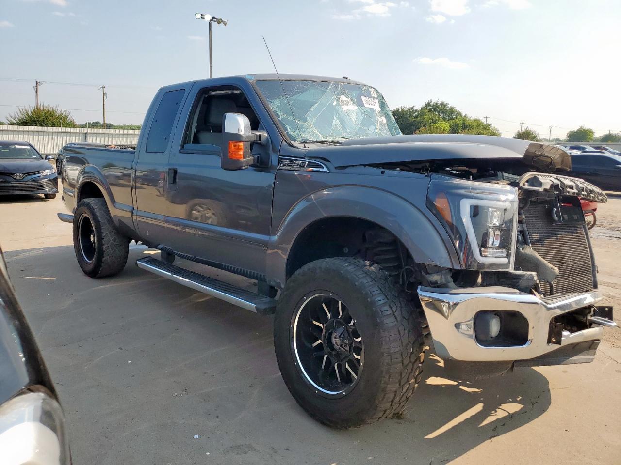 2011 Ford F250 Super Duty - Фото 4
