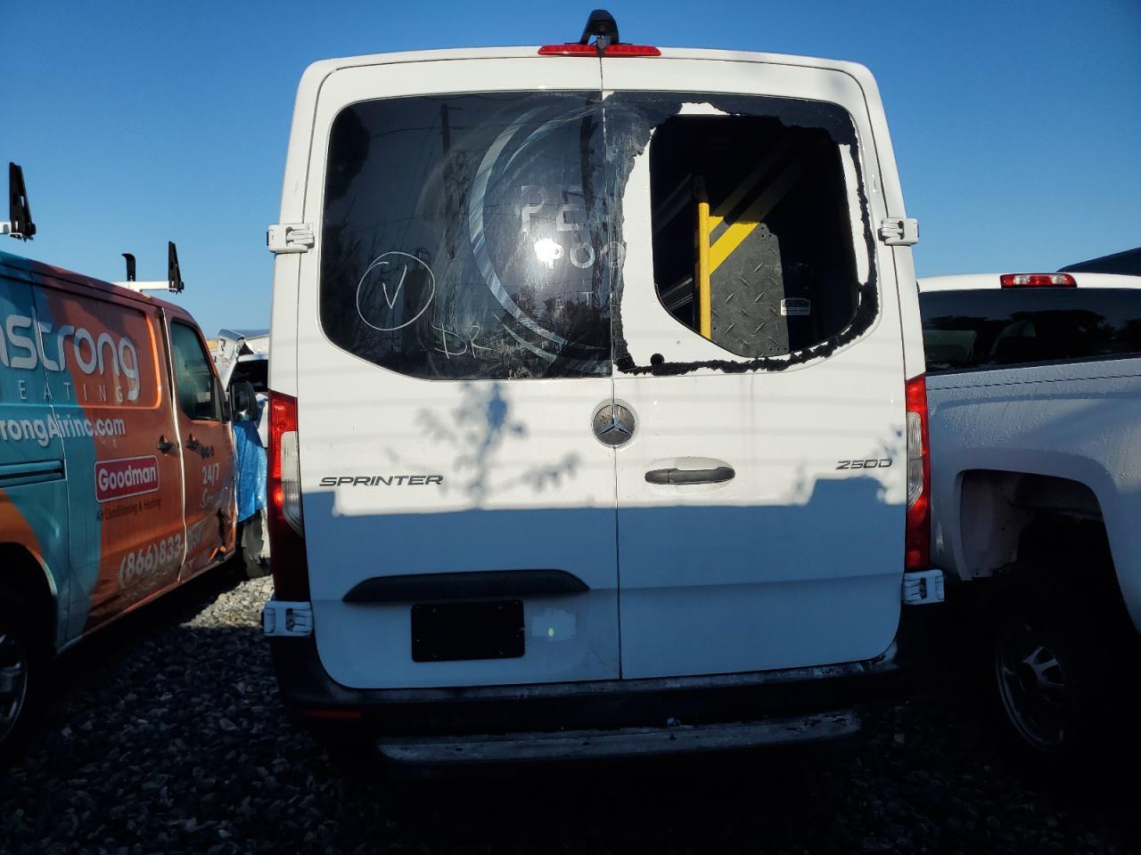 2023 Mercedes-Benz Sprinter 2500 - Фото 6
