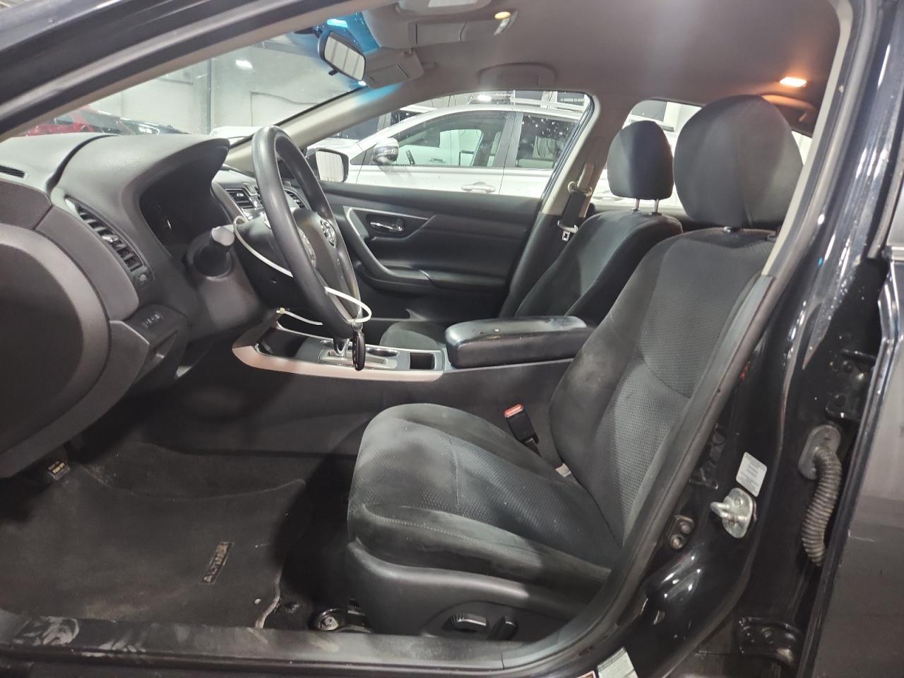 2015 Nissan Altima 2.5 - Image 7