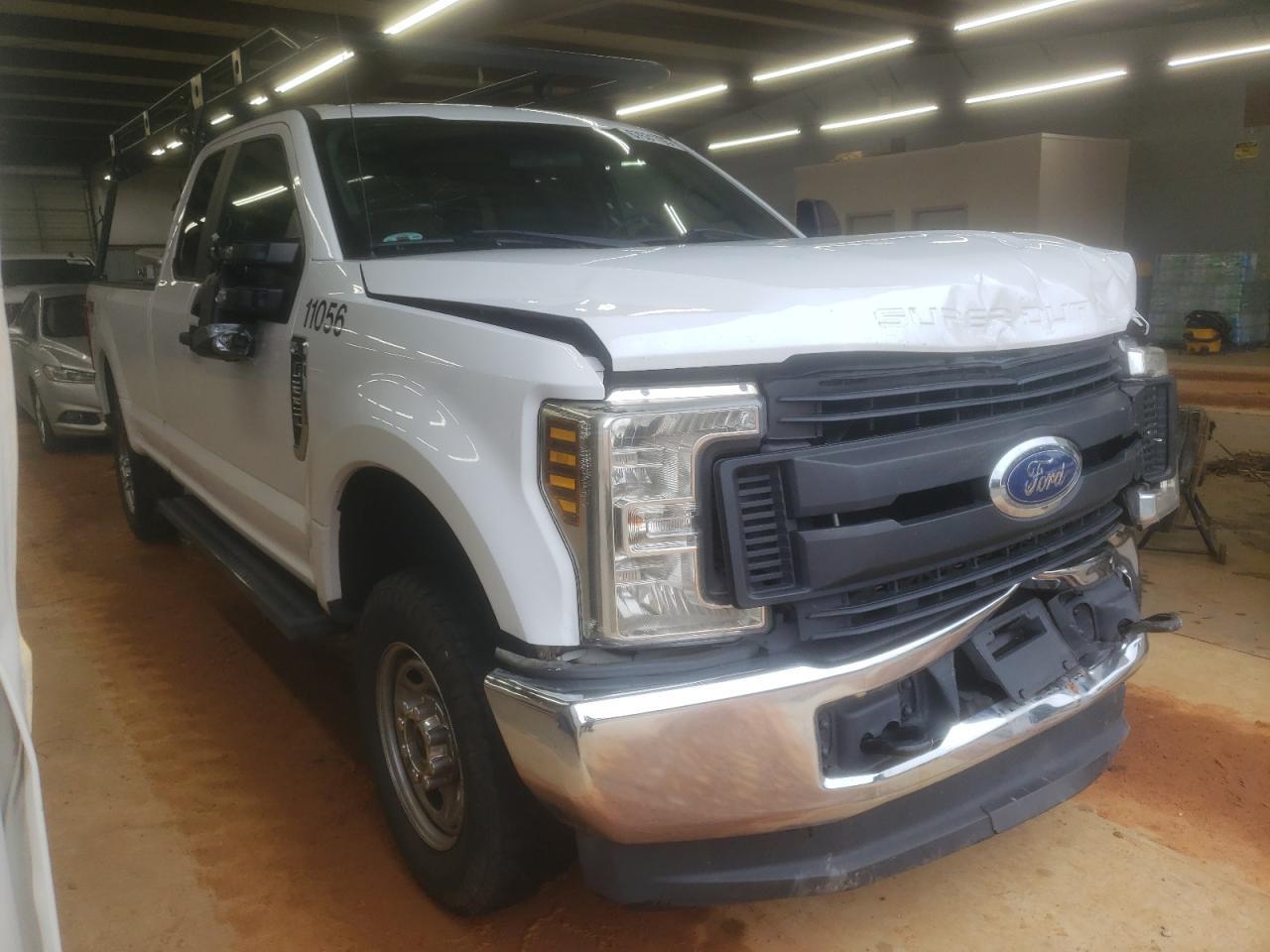 2019 Ford F250 Super Duty - Фото 4
