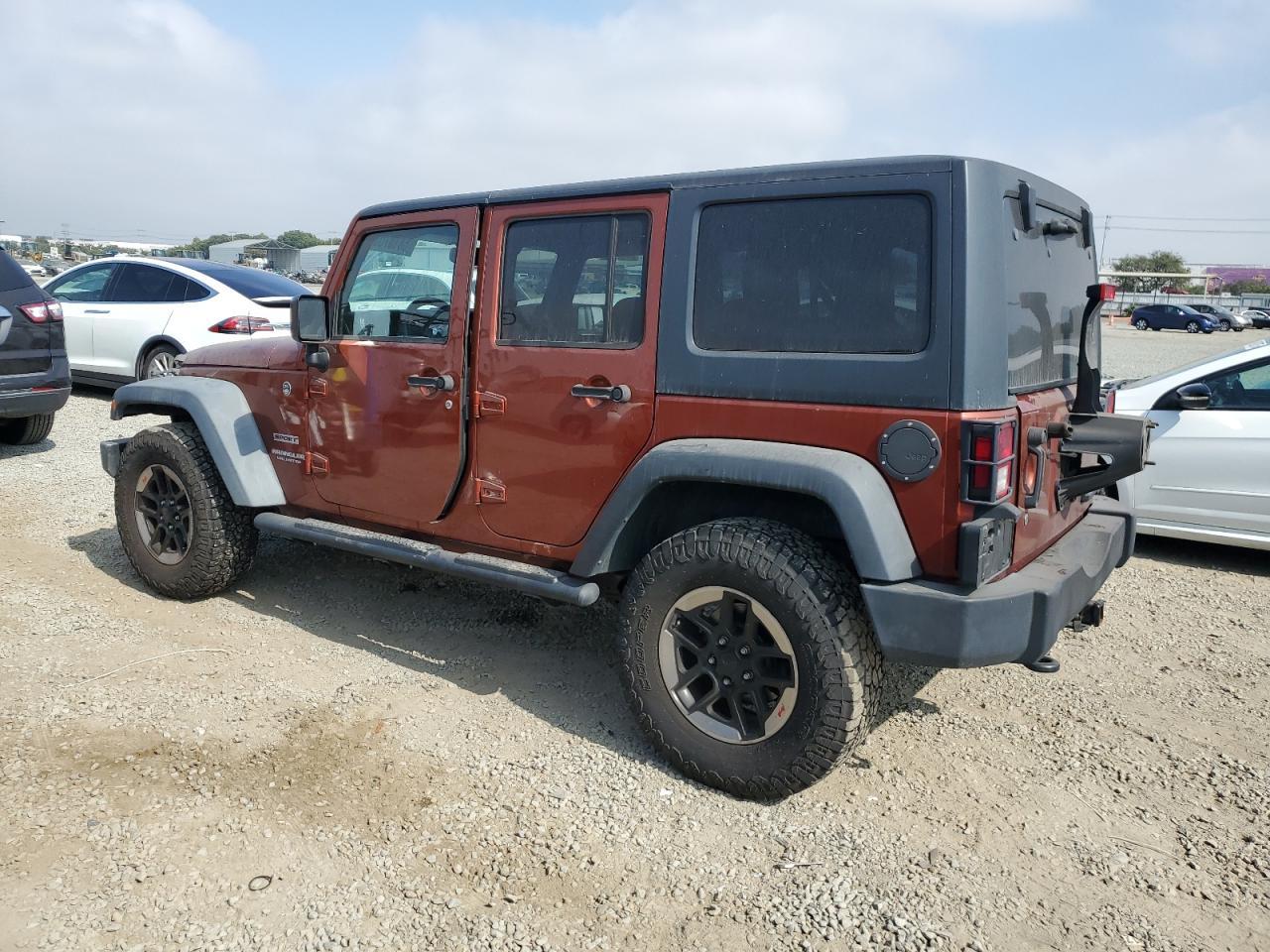 2014 Jeep Wrangler Unlimited Sport - Фото 2