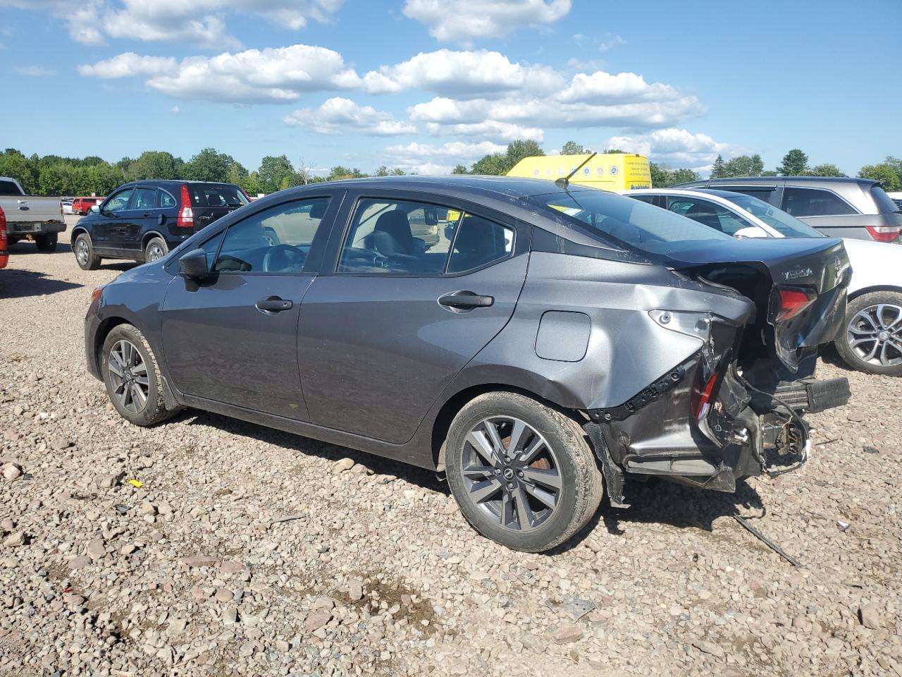2023 Nissan Versa S - Фото 2