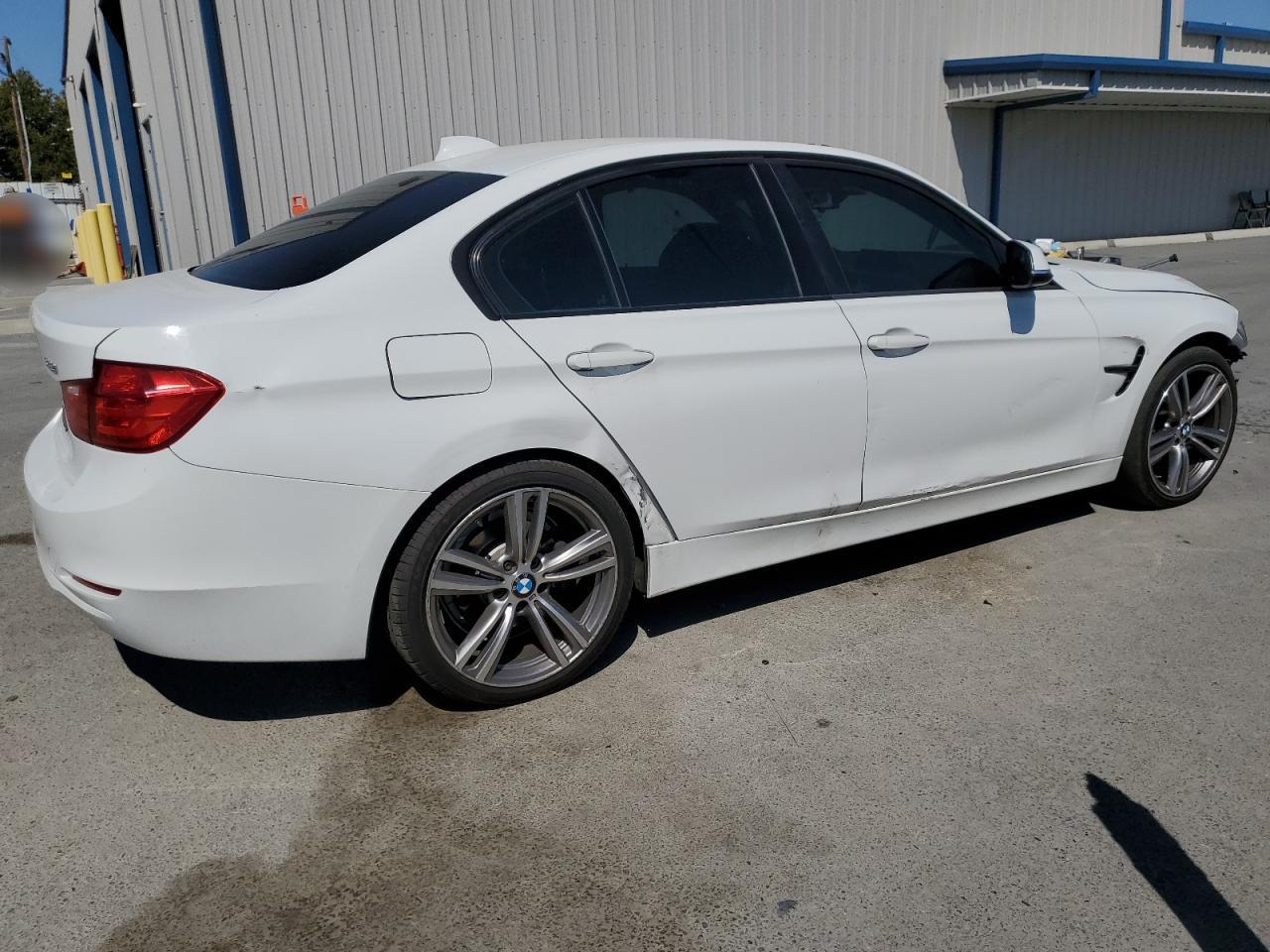 2015 BMW 328 I Sulev - Фото 3