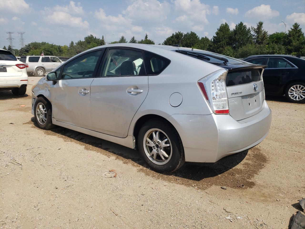 2010 Toyota Prius Iv - Фото 2