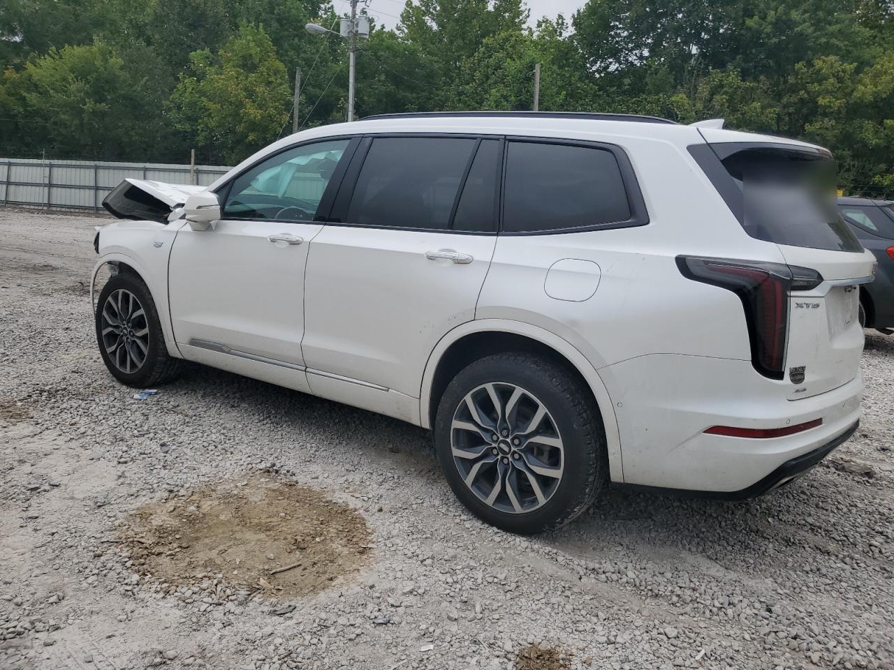 2021 Cadillac Xt6 Sport - Image 2
