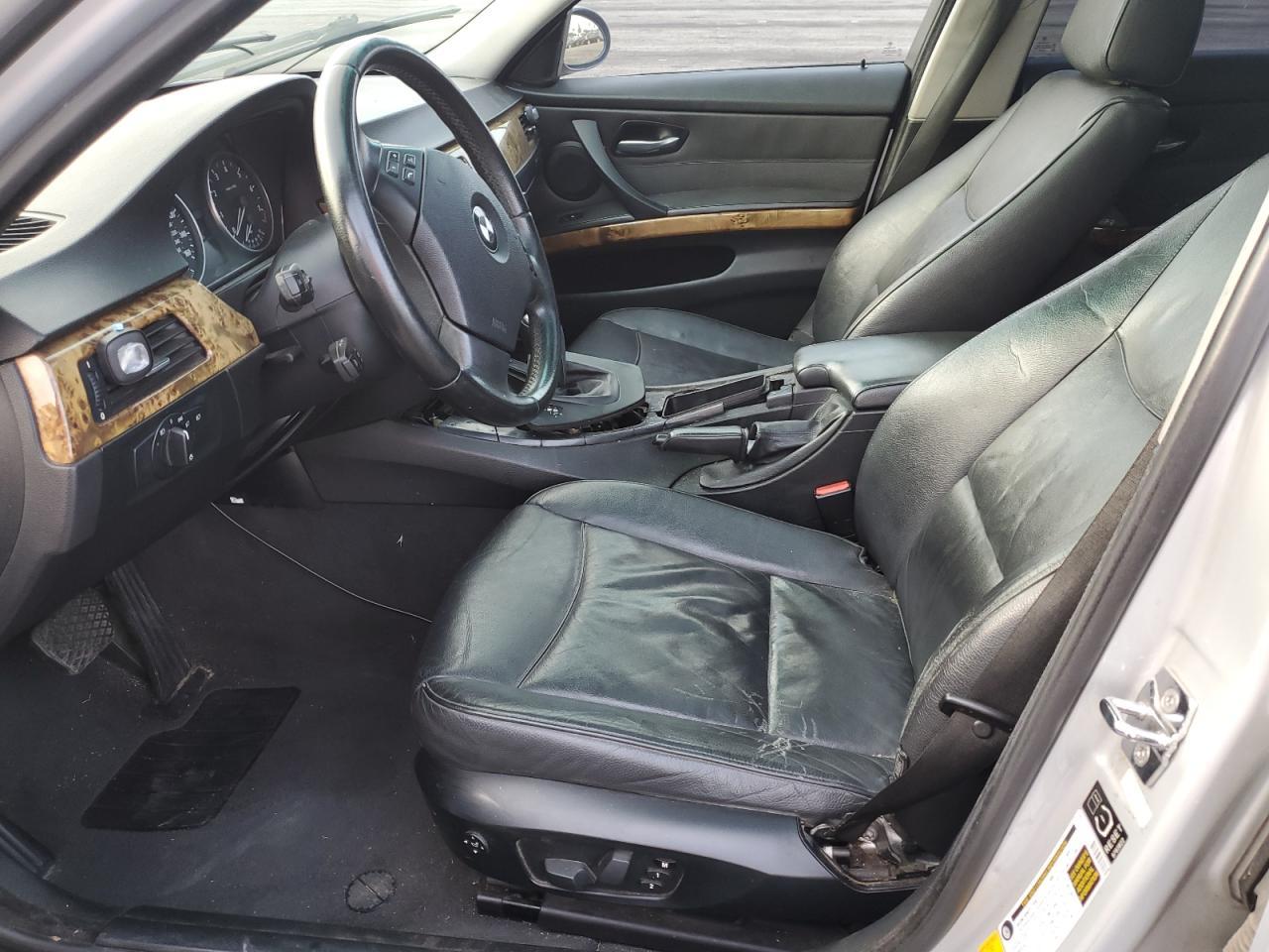 2006 BMW 325 I Automatic - Image 7
