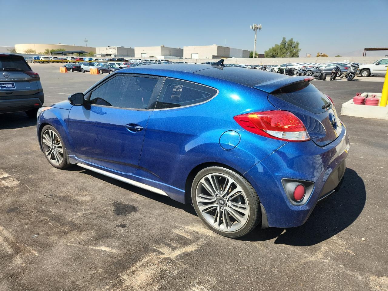 2016 Hyundai Veloster Turbo - Image 2