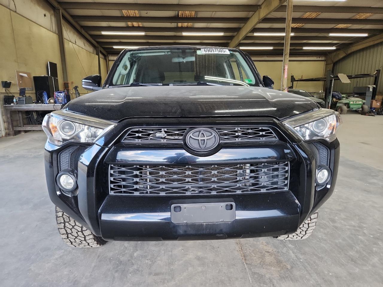 2017 Toyota 4Runner Sr5/Sr5 Premium - Фото 5