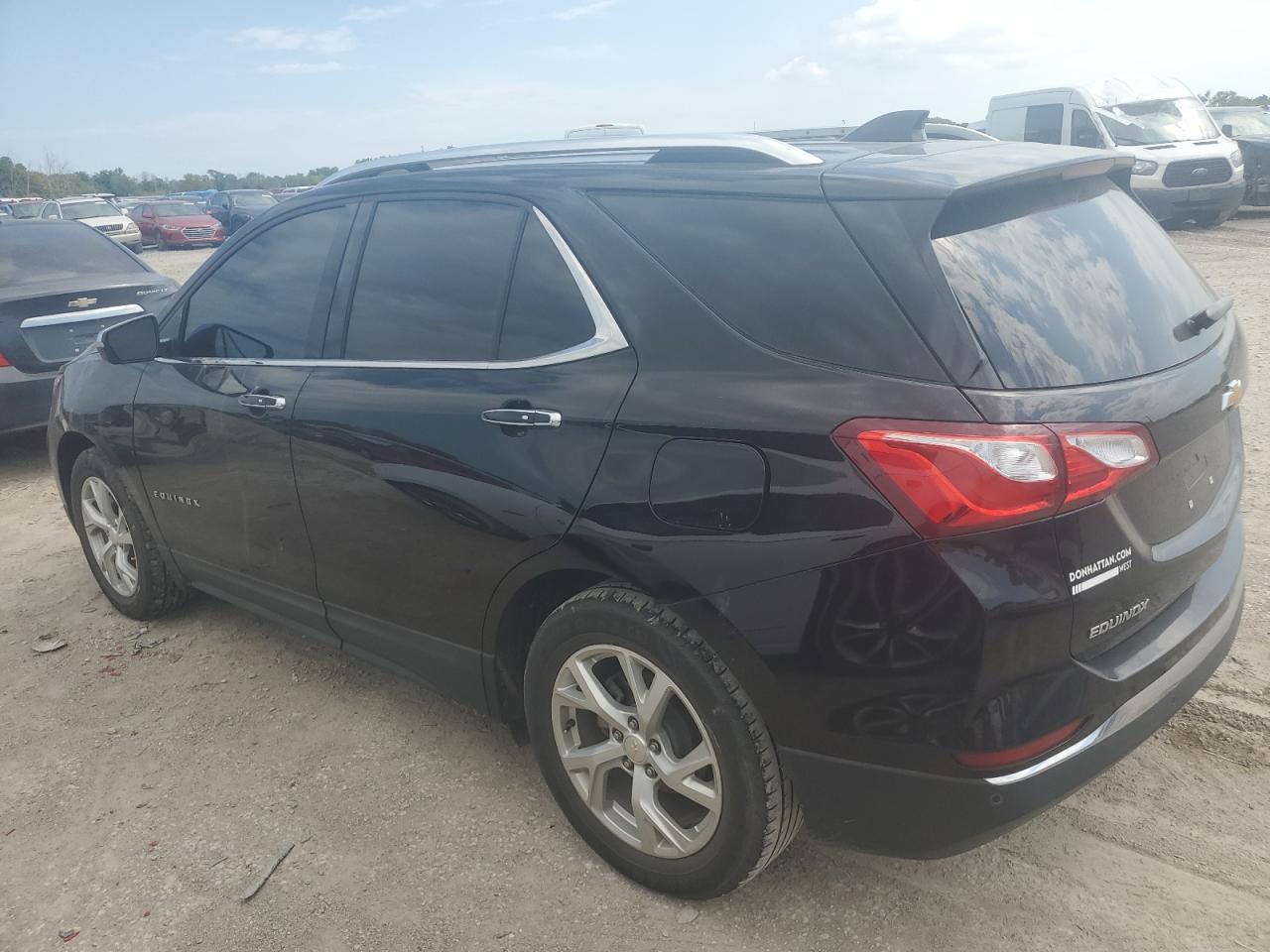 2018 Chevrolet Equinox Premier - Image 2