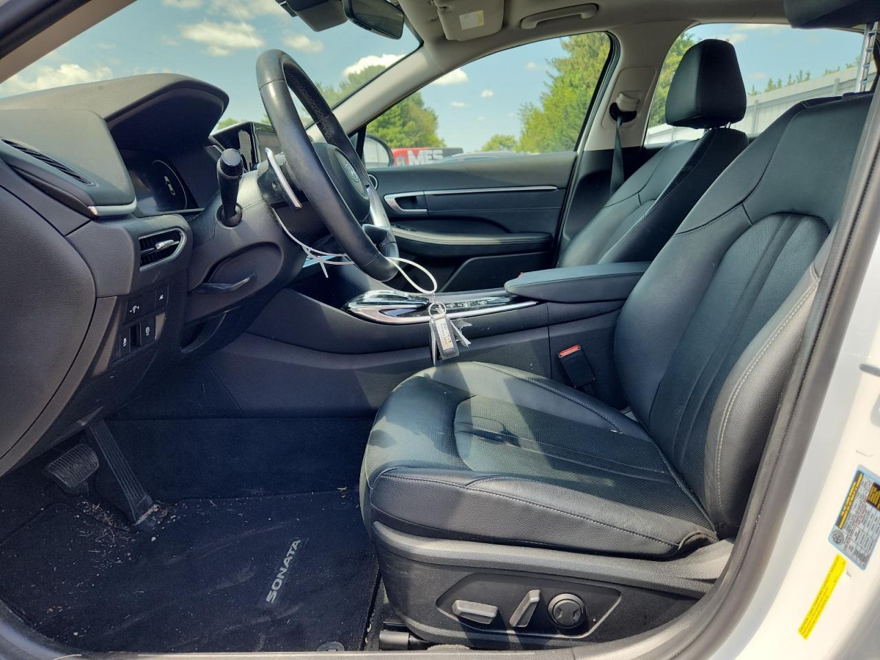 2022 Hyundai Sonata Limited - Image 7