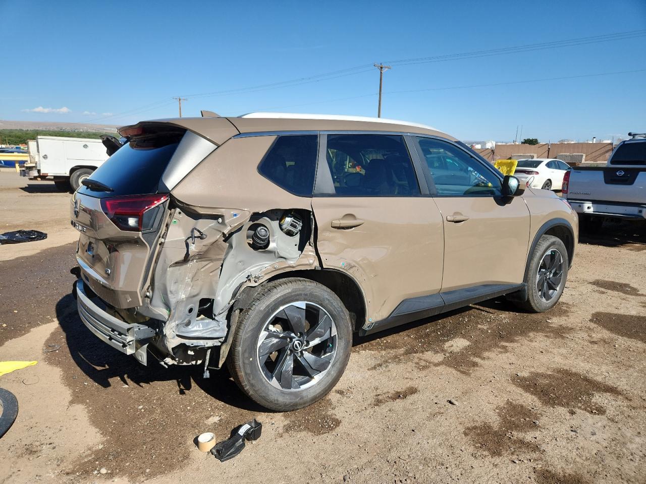 2024 Nissan Rogue Sv - Фото 3