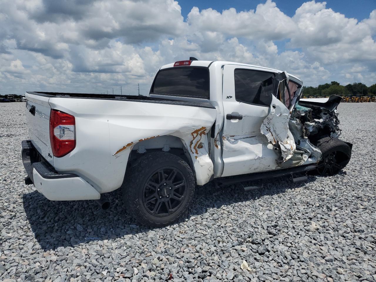2021 Toyota Tundra Crewmax Sr5 - Фото 3