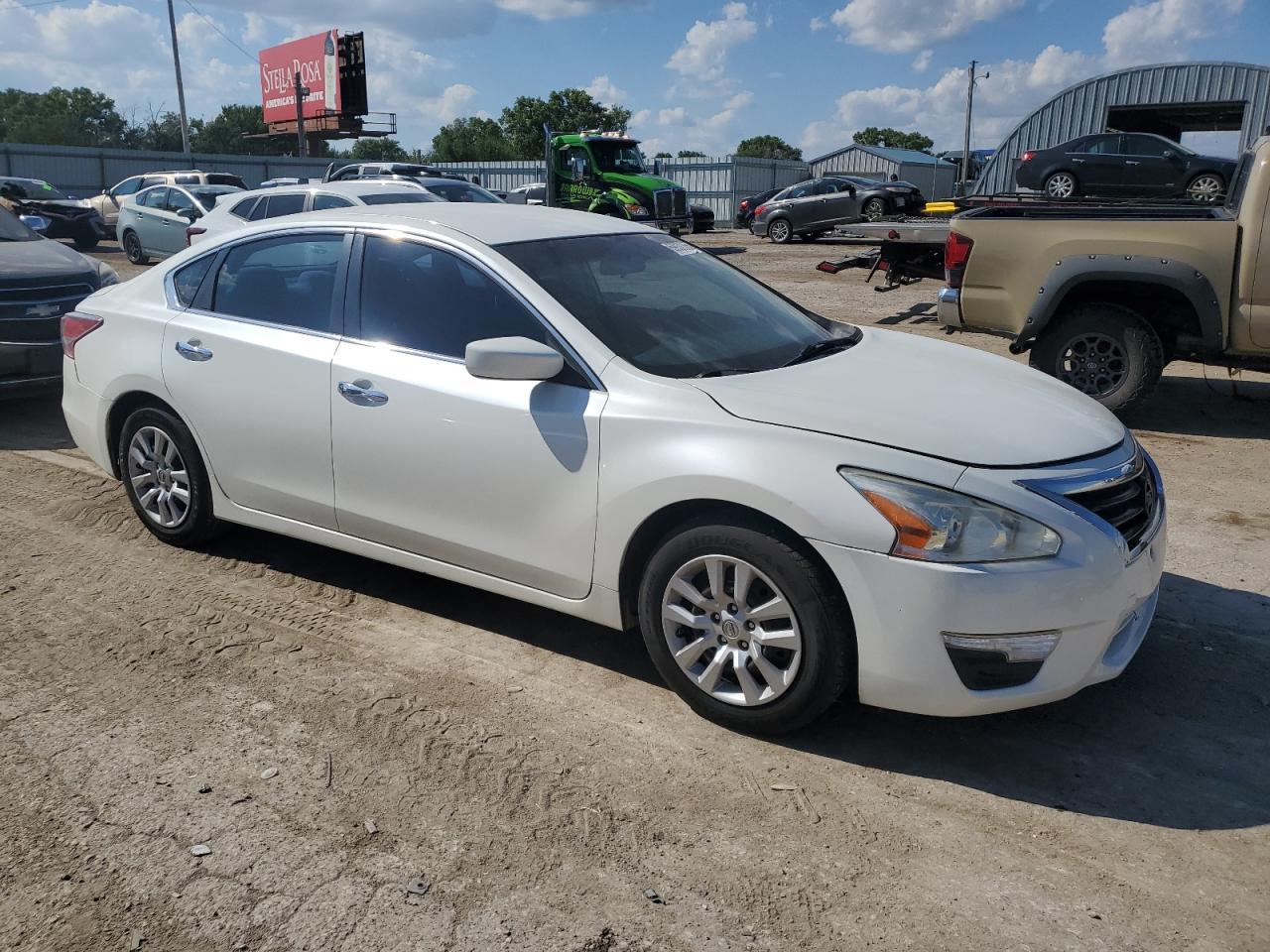 2015 Nissan Altima 2.5 - Фото 4