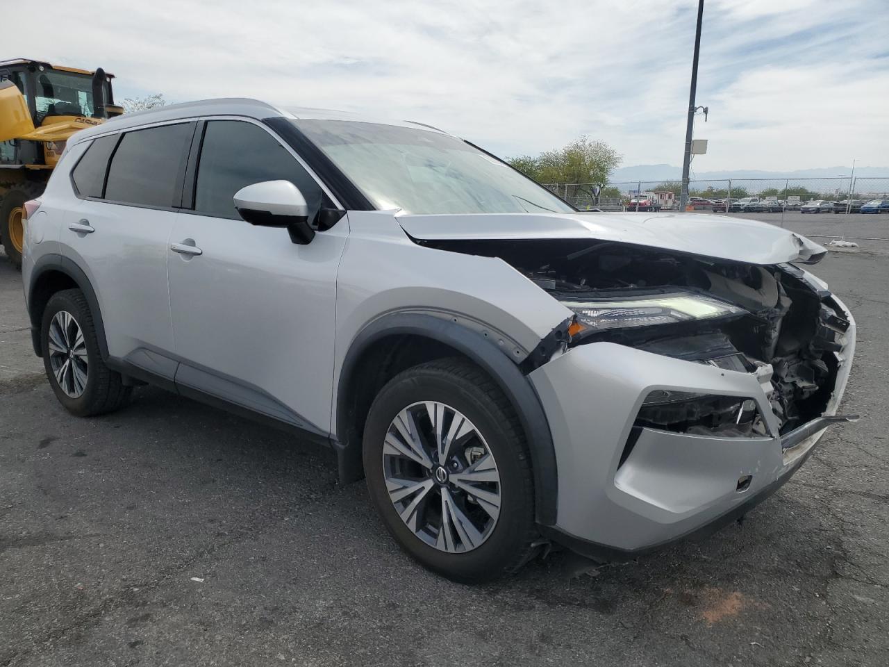 2021 Nissan Rogue Sv - Фото 4