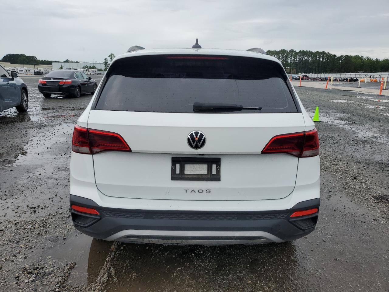 2022 Volkswagen Taos S - Фото 6