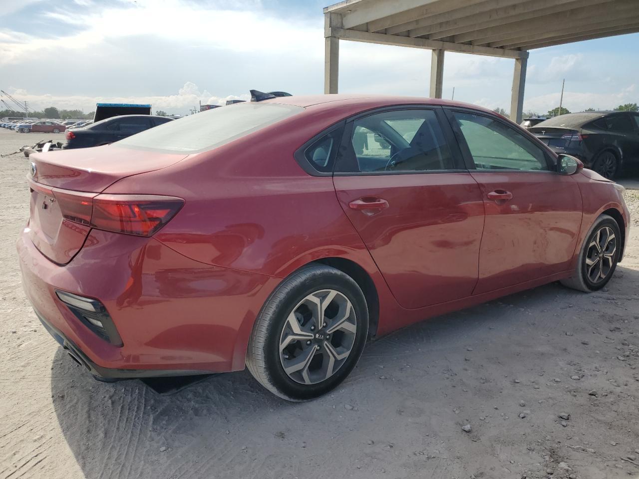 2021 Kia Forte Fe - Image 3