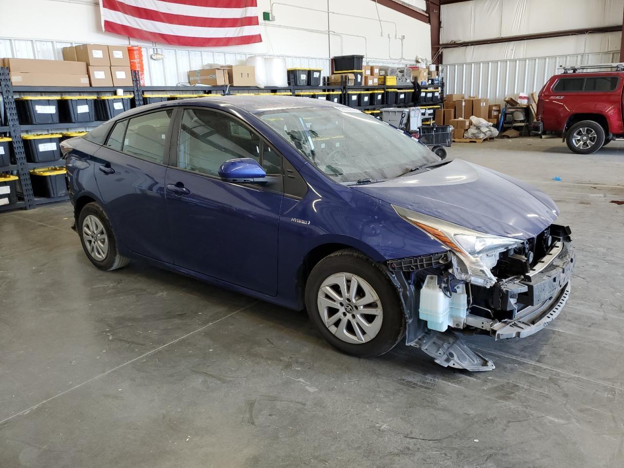 2016 Toyota Prius - Image 4