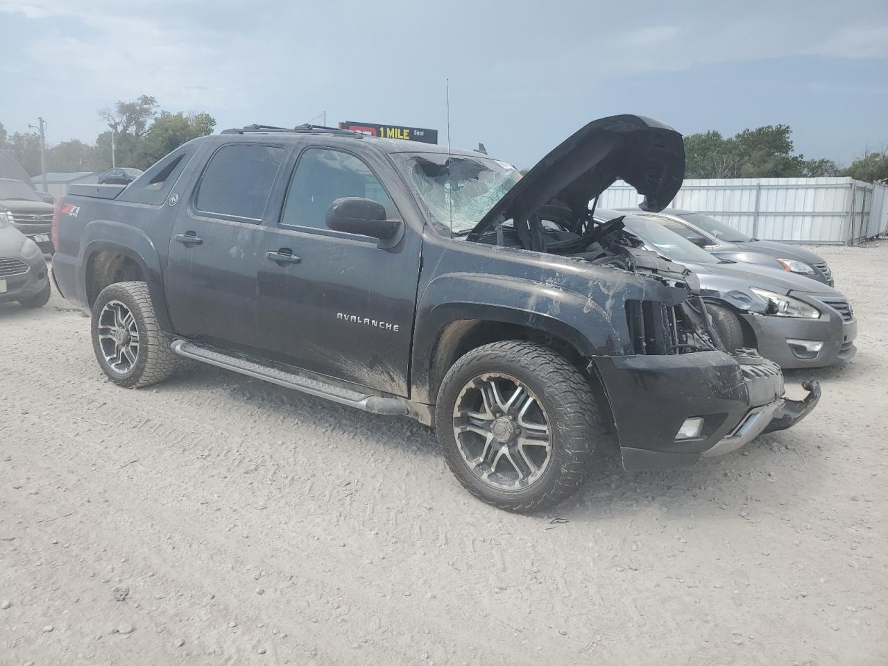 2013 Chevrolet Avalanche Lt - Фото 4