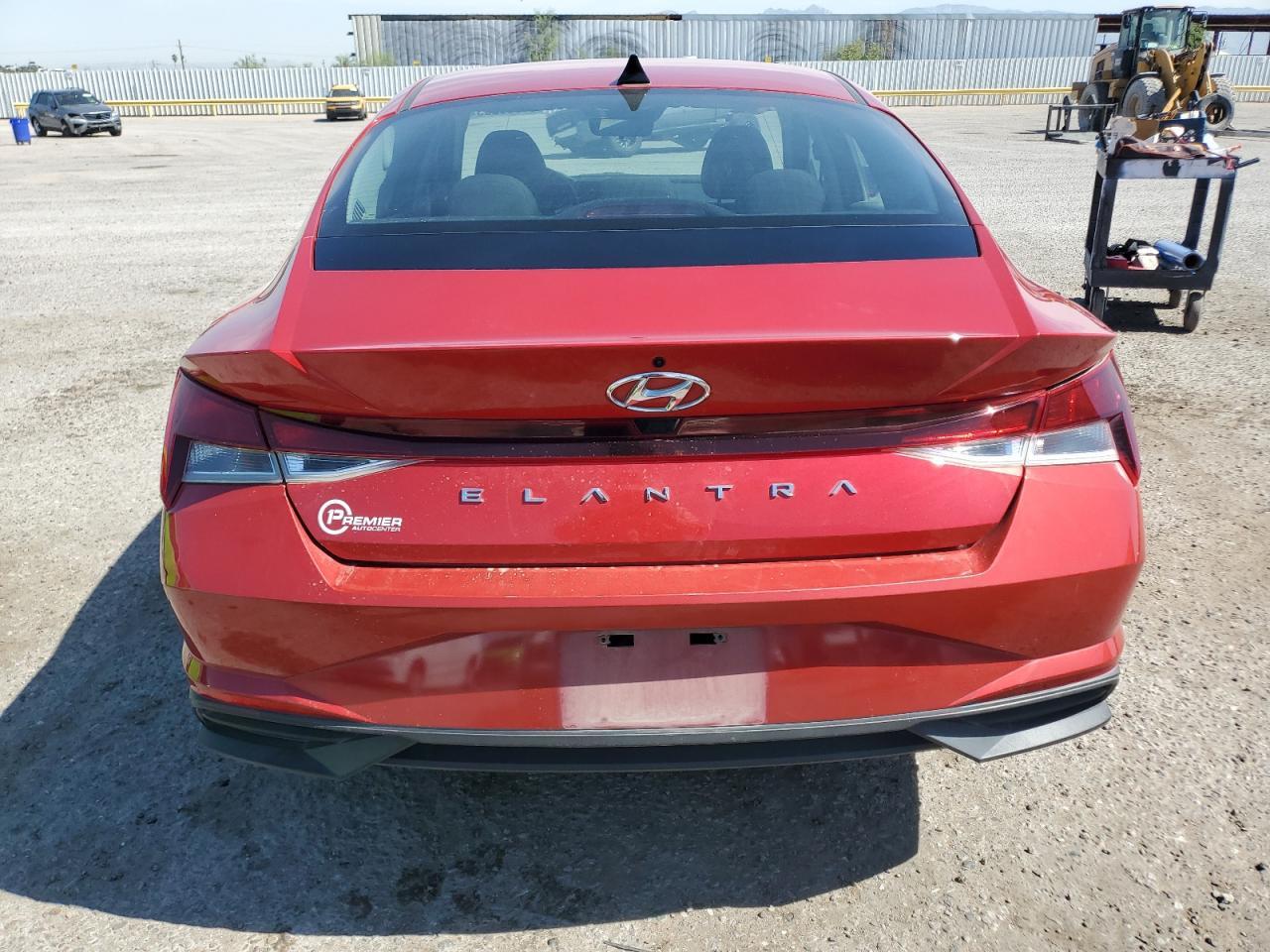 2021 Hyundai Elantra Sel - Фото 6