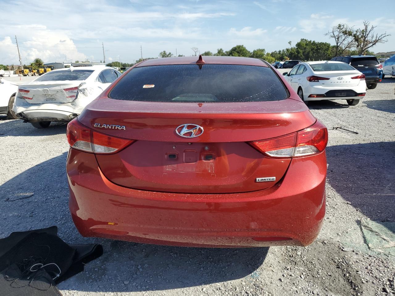 2013 Hyundai Elantra Gls - Фото 6