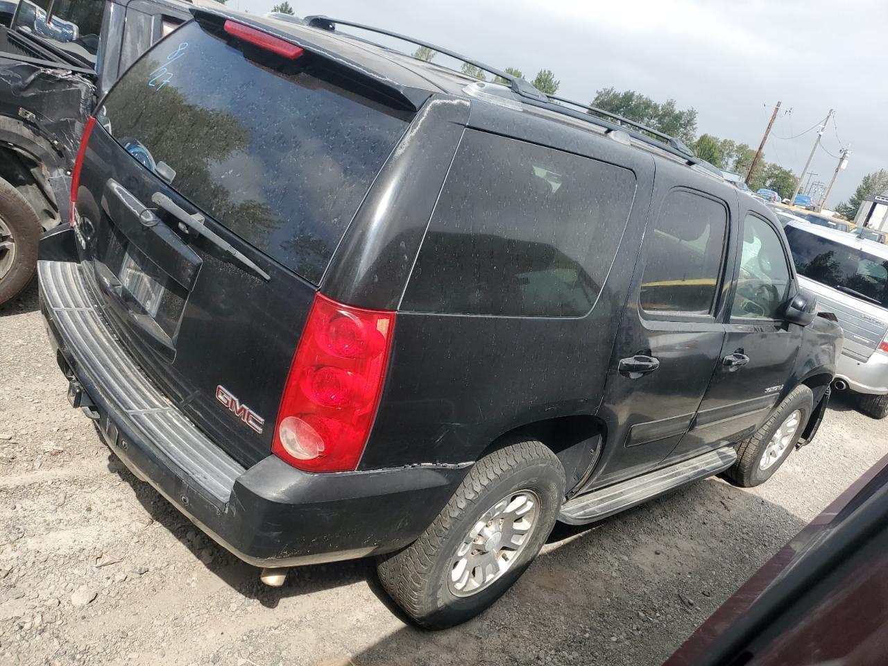 2008 GMC Yukon - Image 3