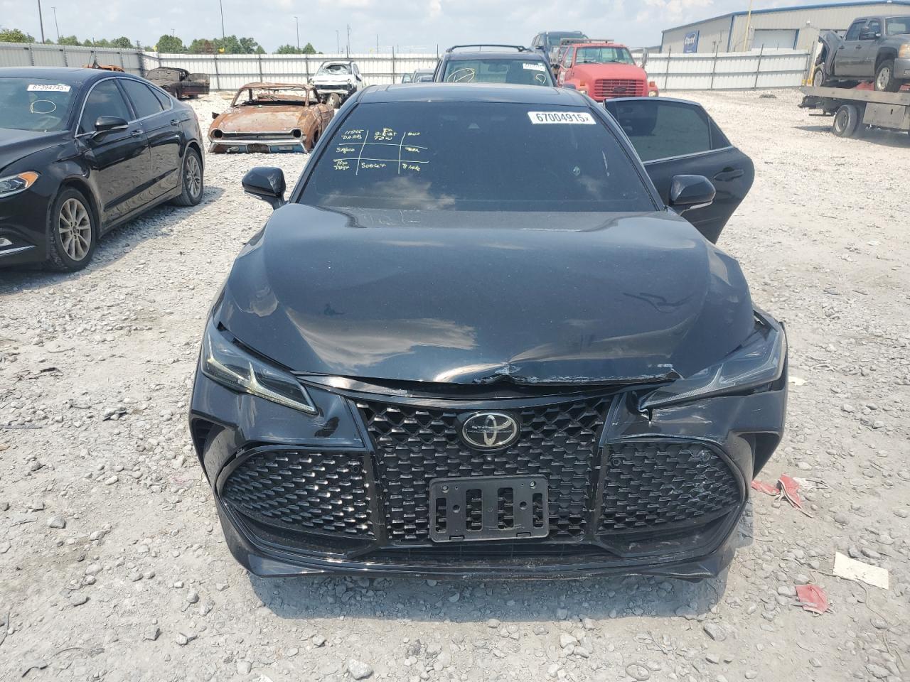 2022 Toyota Avalon Touring - Image 5