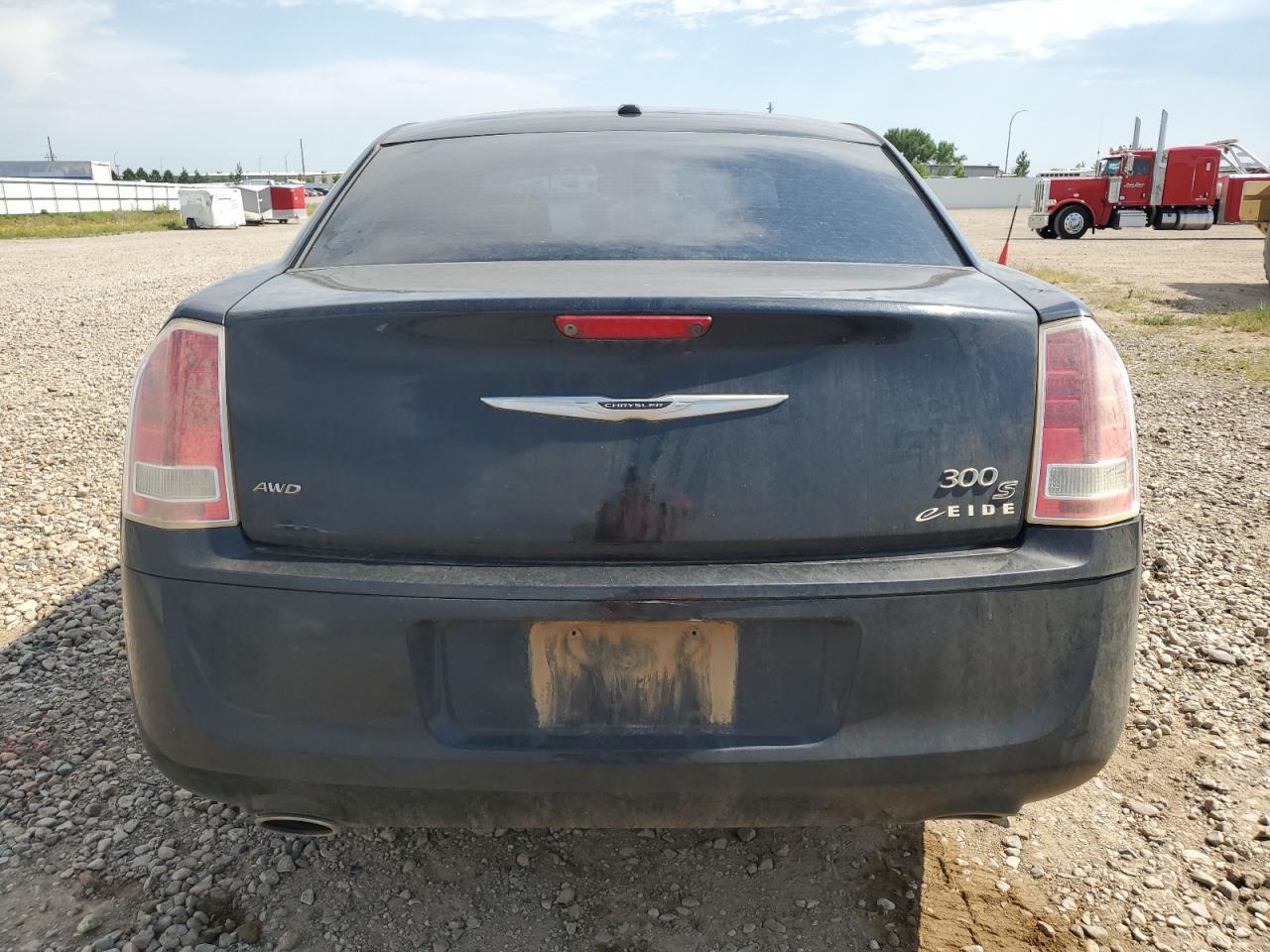 2013 Chrysler 300 S - Image 6