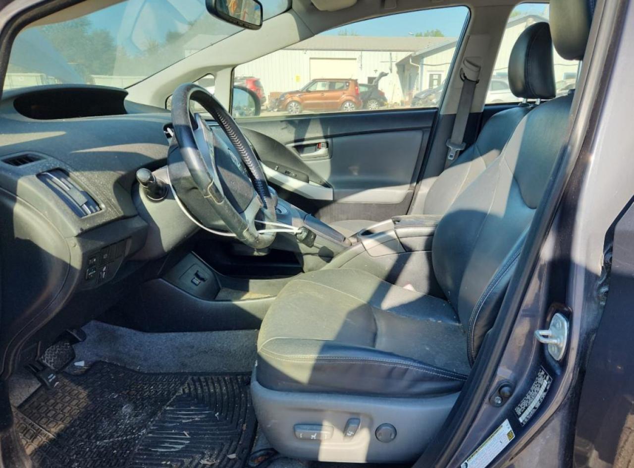 2012 Toyota Prius - Фото 7