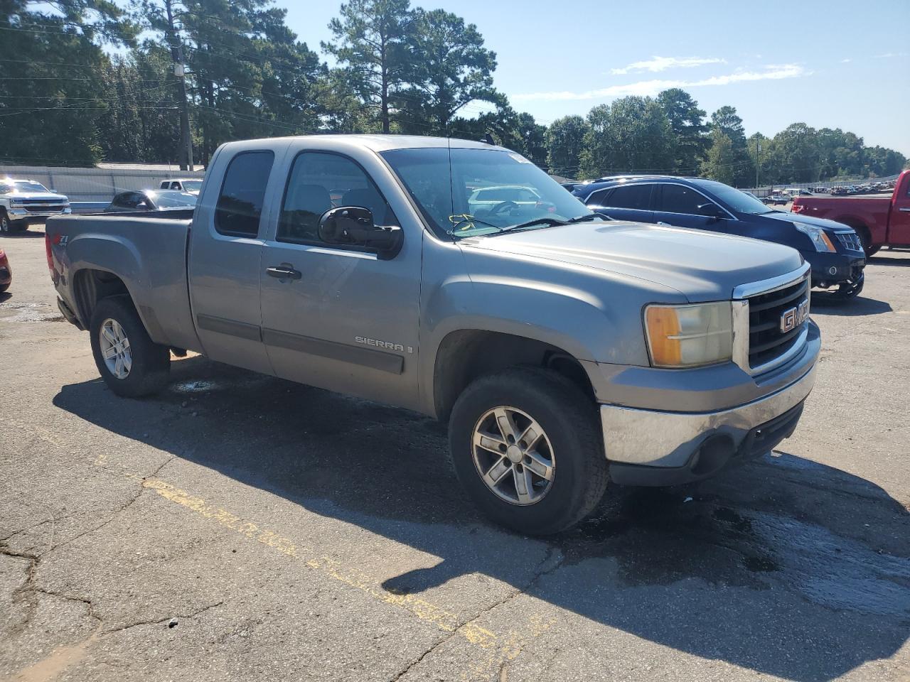 2007 GMC New Sierra K1500 - Фото 4