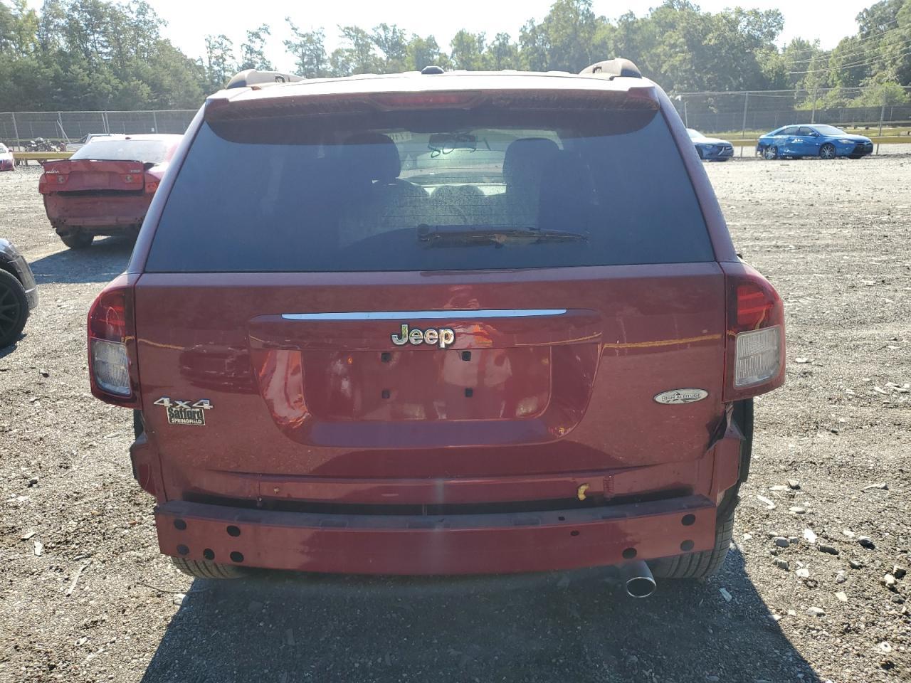 2016 Jeep Compass Latitude - Image 6