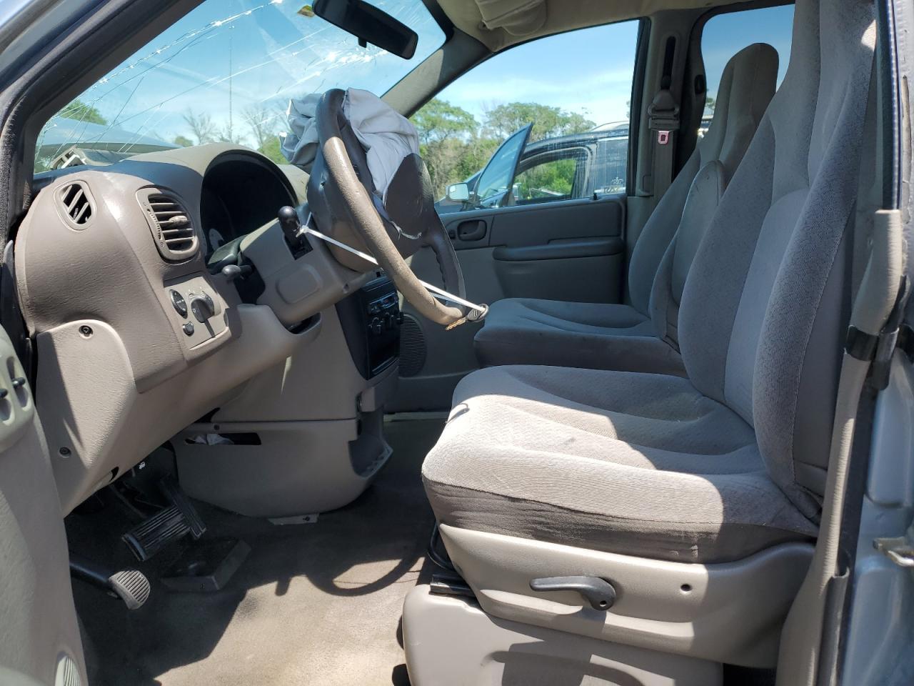 2003 Dodge Grand Caravan Se - Image 7