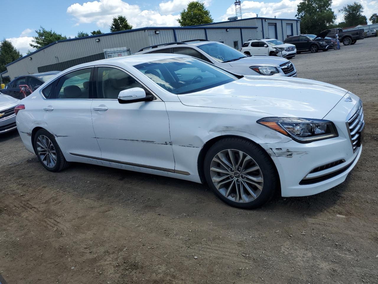 2016 Hyundai Genesis 3.8L - Фото 4