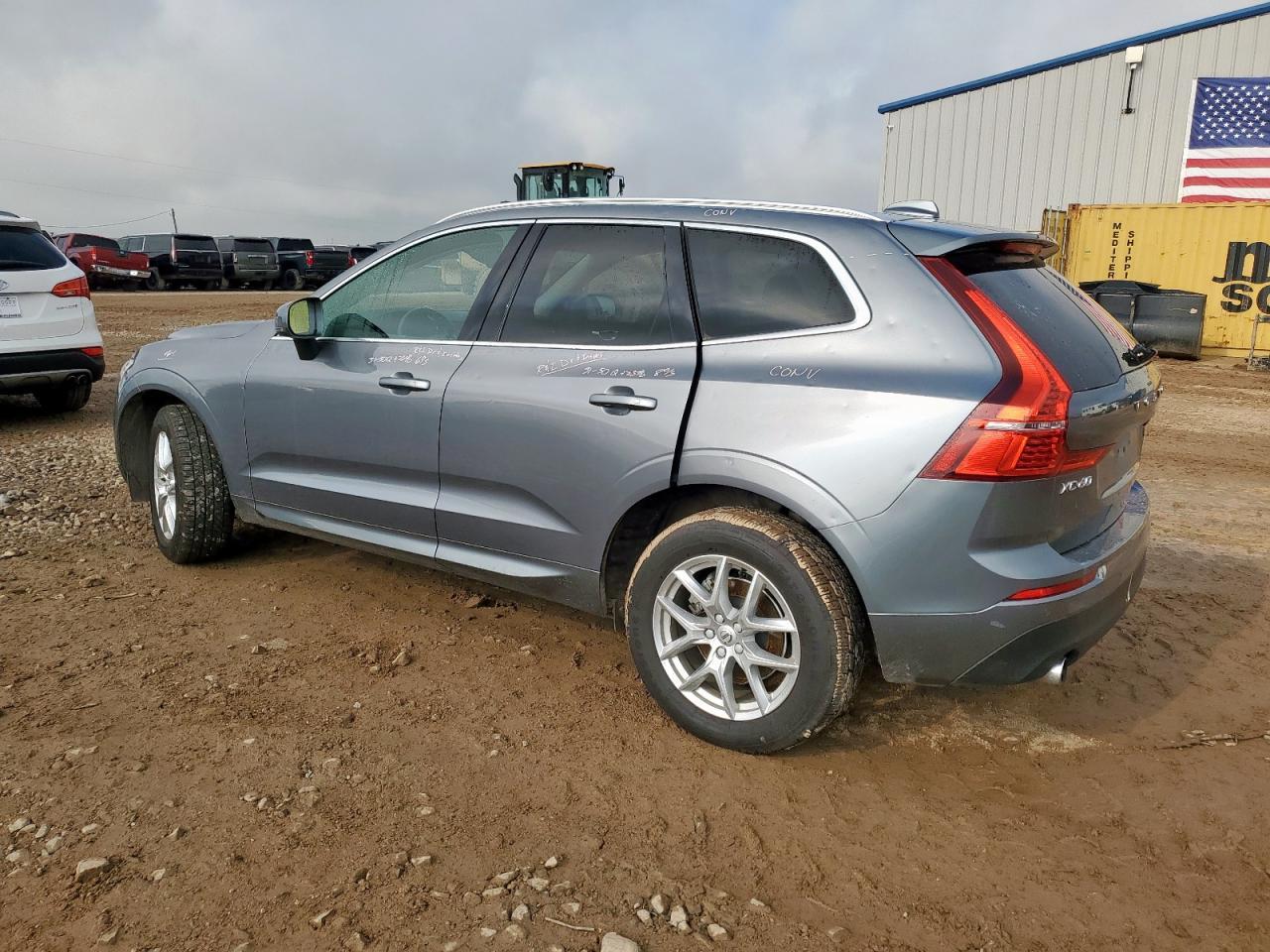 2021 Volvo Xc60 T5 Momentum - Image 2