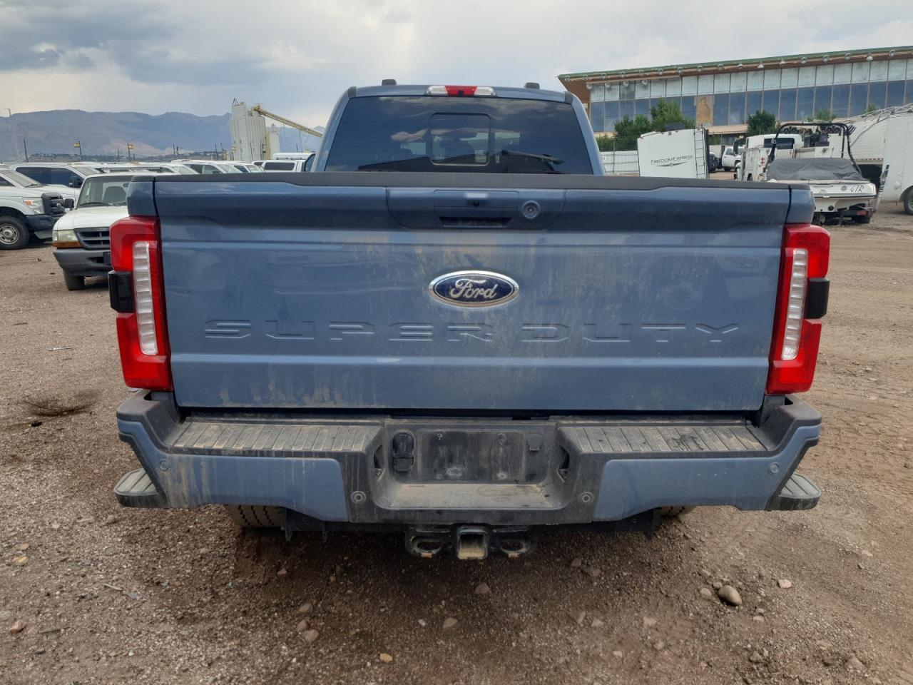 2023 Ford F350 Super Duty - Фото 6