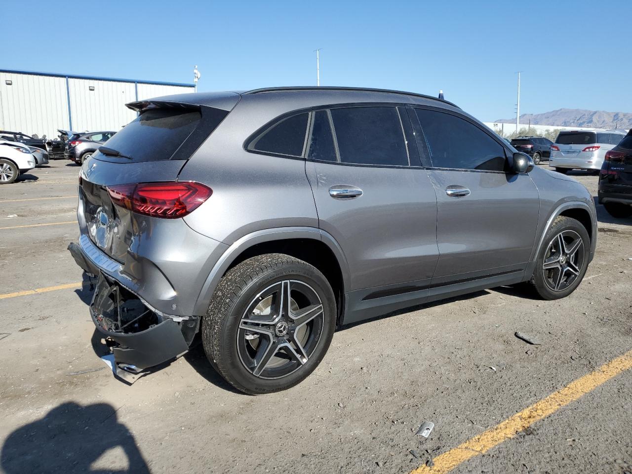 2025 Mercedes-Benz Gla 250 - Фото 3