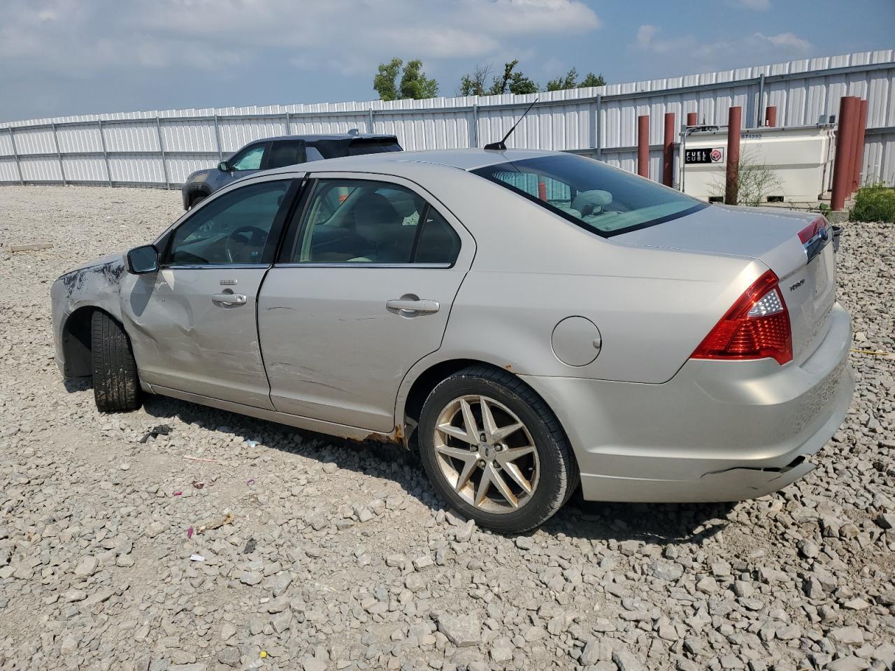 2010 Ford Fusion Sel - Image 2