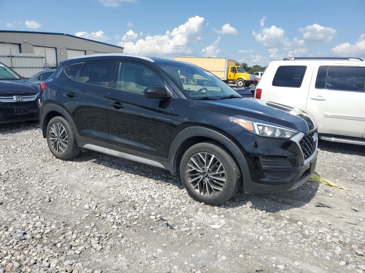 2021 Hyundai Tucson Limited - Image 4