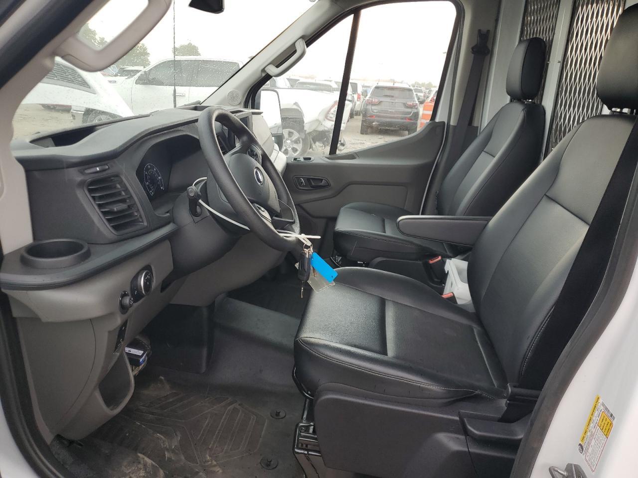 2025 Ford Transit T-250 - Фото 7