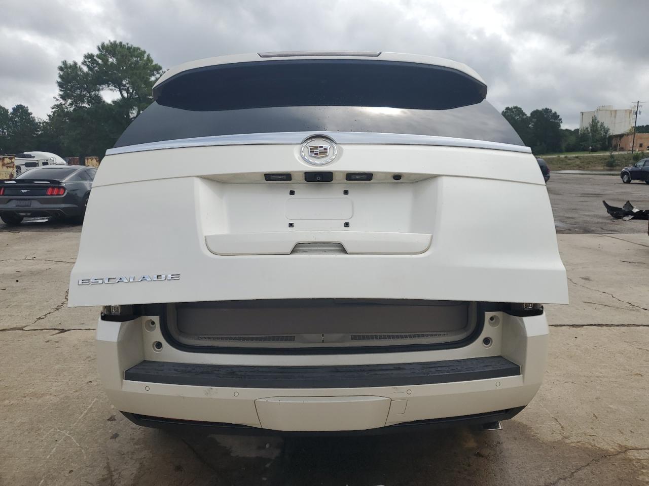 2015 Cadillac Escalade Luxury - Фото 6