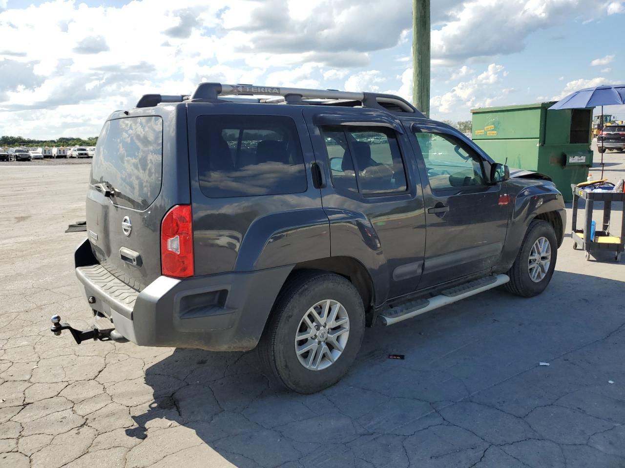 2014 Nissan Xterra X - Image 3