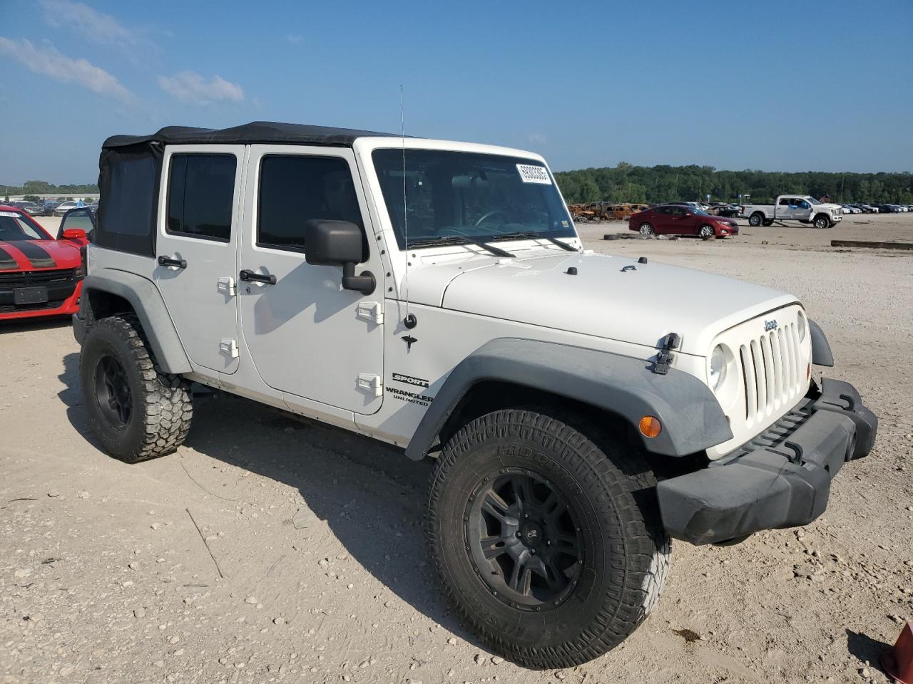 2010 Jeep Wrangler Unlimited Sport - Фото 4